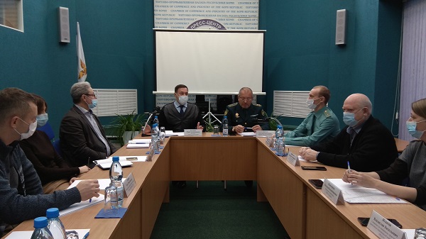 На площадке ТПП Коми представители Сыктывкарского таможенного поста обсудили с бизнесом вопросы исполнения Лесного кодекса РФ