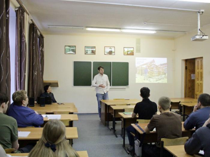 Будущим лесотехникам рассказали как традиции становятся прибыльными продуктами Будущим лесотехникам рассказали как традиции становятся прибыльными продуктами