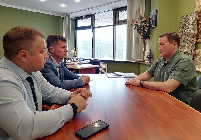 ТПП Коми и представители дилерского центра Exeed в Сыктывкаре обсудили возможные направления сотрудничества