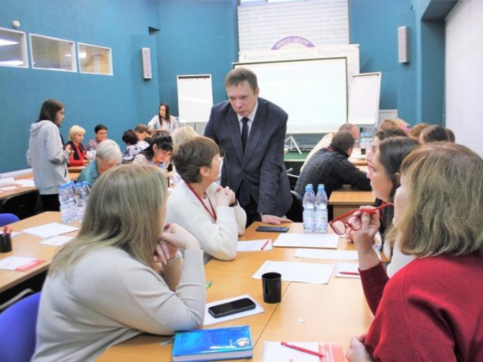 ТПП Коми стала одной из площадок курсов повышения квалификации для педагогов и управленческих кадров по внеурочной деятельности «Разговоры о важном»