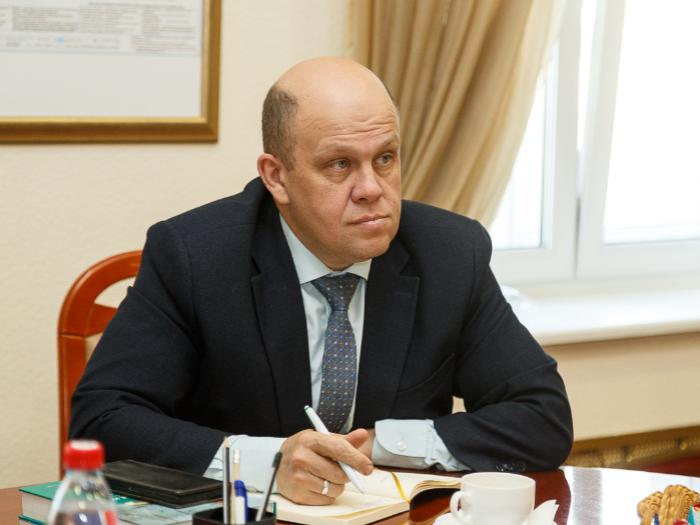 И.о. министра экономического развития и промышленности Коми Алексей Просужих провел рабочую встречу с руководством бизнес-объединений республики