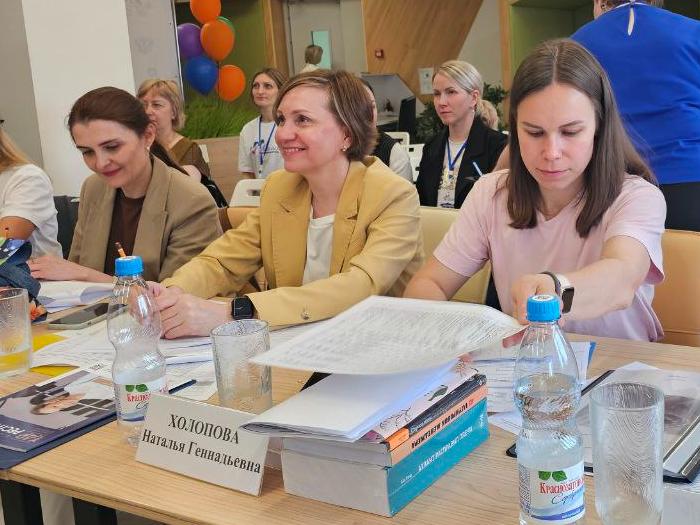 Ирина Листарова, вице-президент ТПП Коми, выступила экспертом регионального этапа программы «Мама-предприниматель»