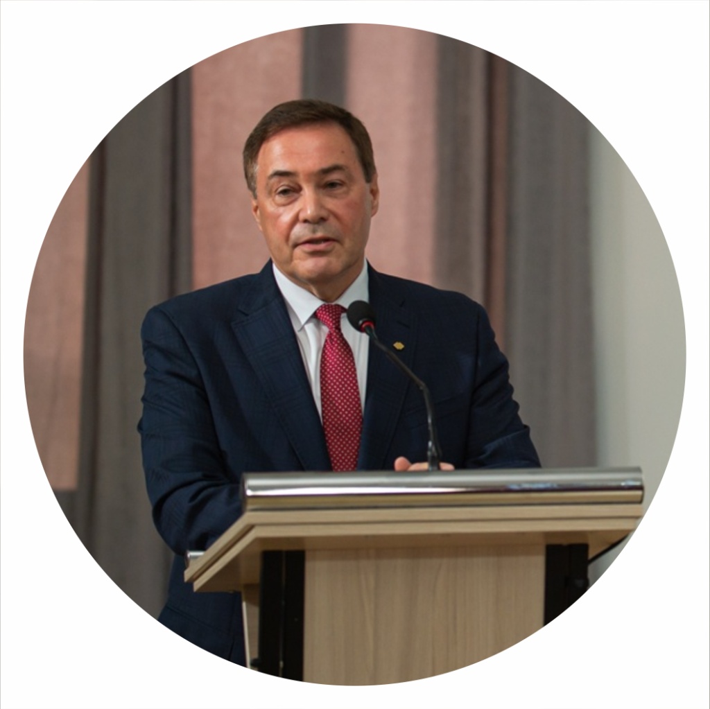 квадрат с окошком Колмаков.jpg