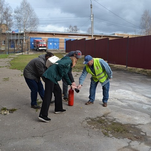 В учебно-деловом центре ТПП Коми успешно завершился курс по пожарной безопасности