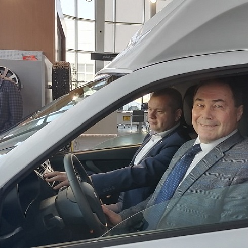В Сыктывкаре начали принимать заявки на отечественные коммерческие автомобили повышенной грузовой вместимости