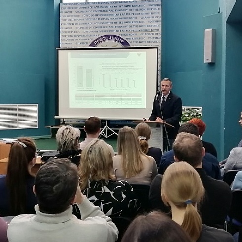 Приглашаем предприятия лесной отрасли на вебинар по работе во ФГИС лесопромышленный комплекс