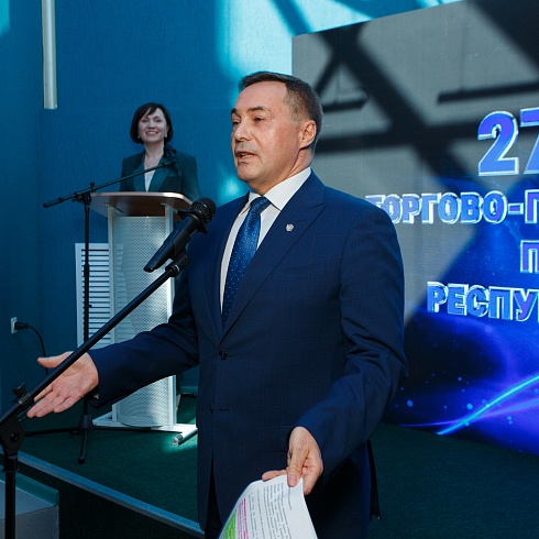 В свой день рождения ТПП Коми чествовала актив палаты и вручила членские билеты