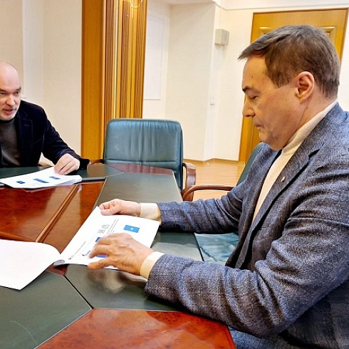 Президент ТПП Коми Юрий Колмаков обсудил вопросы развития электросетевой инфраструктуры региона с директором филиала ПАО «Россети Северо-Запад» в Республике Коми Дмитрием Тарасовым