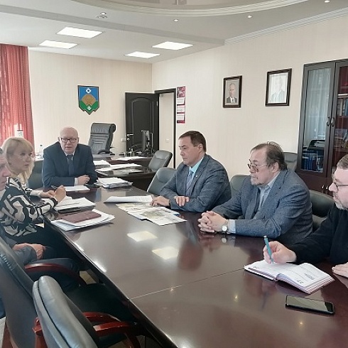 В администрации Сыктывкара прошло заседание по вопросу установки в городе бюста первого президента Академии наук СССР Александра Карпинского 