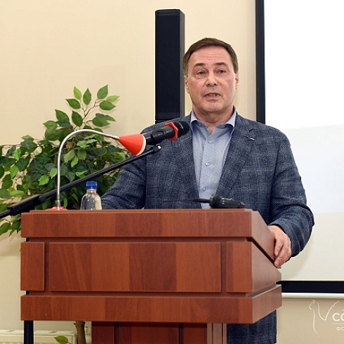 Администрация Сосногорска поздравила предпринимателей района с Днем российского предпринимательства