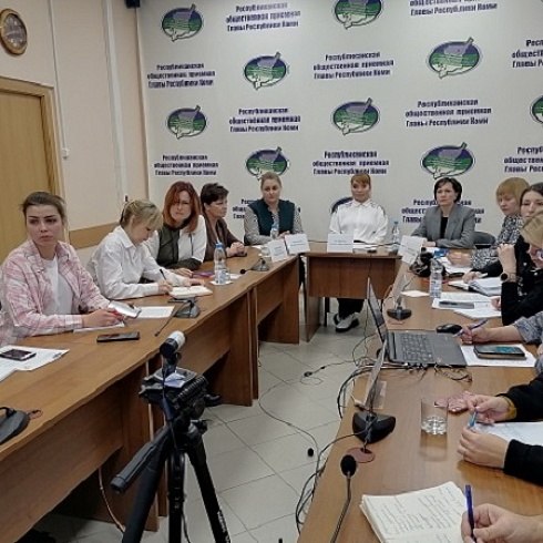 Муниципальным СМИ и предпринимателям разъяснили правила маркировки рекламы в интернете