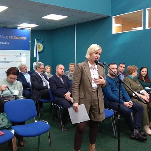 В ТПП Коми сенатору РФ Ольге Епифановой бизнес изложил проблемы в работе в условиях санкций и предложения по их решению