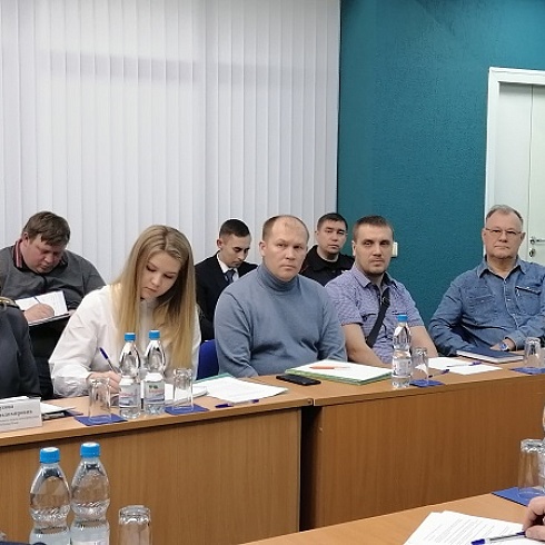 В ТПП Коми бизнес и территориальный отдел автодорнадзора по Коми обсудили вопросы деятельности перевозчиков пассажиров и багажа автотранспортом