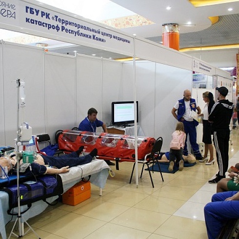 Жителям Коми покажут как сортировать бытовые отходы, научат технике скандинавской ходьбы и определят группу крови