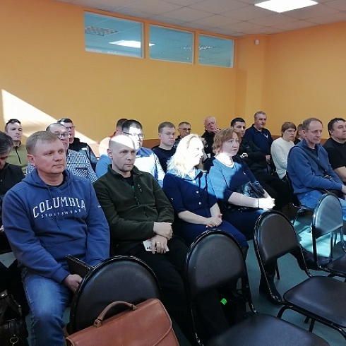 В ТПП Коми семинар про оборудование для производства и обработки пиломатериалов посетили представители 13 лесопромышленных компаний 