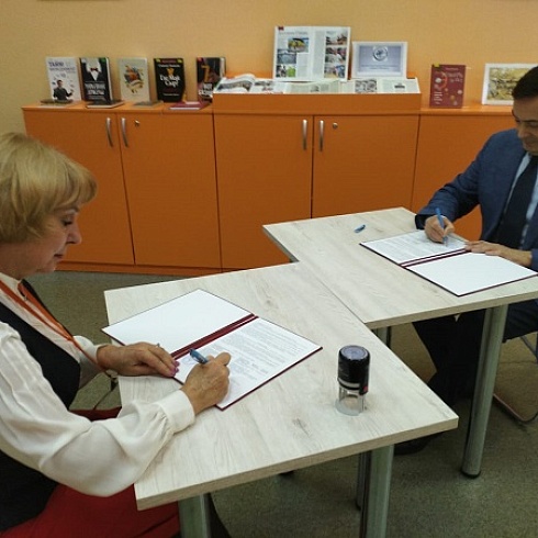 Юношеская библиотека Коми — первая библиотека, ставшая членом республиканской ТПП