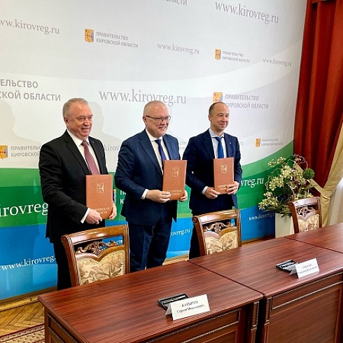 Президент ТПП Коми Юрий Колмаков принял участие в юбилейных мероприятиях Вятской ТПП 