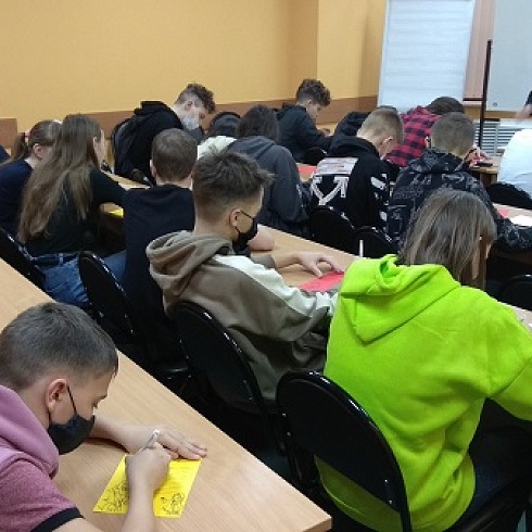 Участники «Школы проектной деятельности» побывали в гостях у ТПП Коми