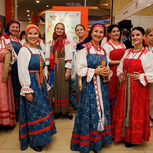 Выставка «Достояние Севера-2022» представила 191 участника и 350 артистов на площади в  10 тысяч квадратных метров