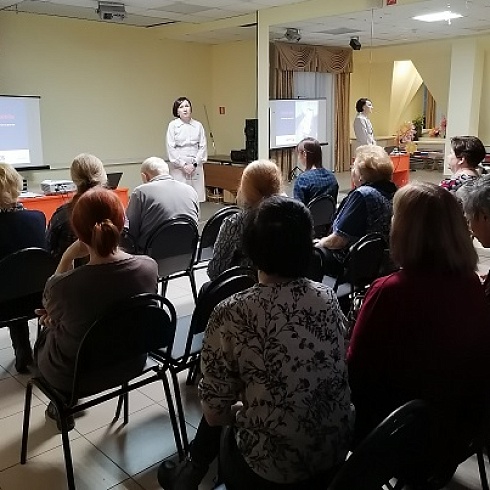 ПСБ и ТПП Коми провели урок финансовой грамотности для старшего поколения