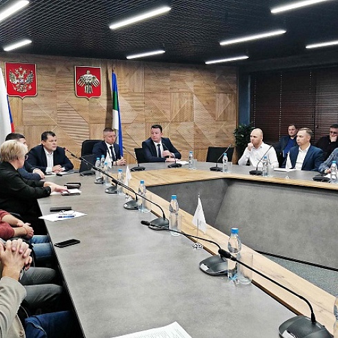 Крупным предприятиям Коми рассказали о преимуществах сжиженного природного газа для автотранспорта 