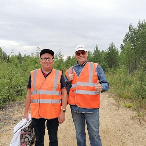 Участникам семинара "От леса до магазина" показали сертифицированный лесной участок "Жешартского ЛПК" 