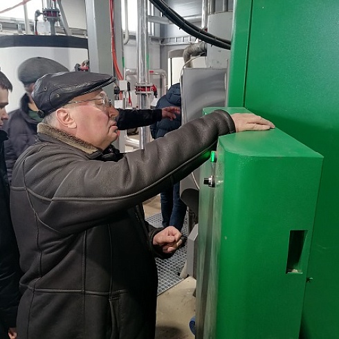 Участники бизнес-форума «Биотопливо России» посетили пеллетную котельную в селе Ыб Сыктывдинского района и побывали на биотопливных производствах в Сыктывкаре и Сысольском районе