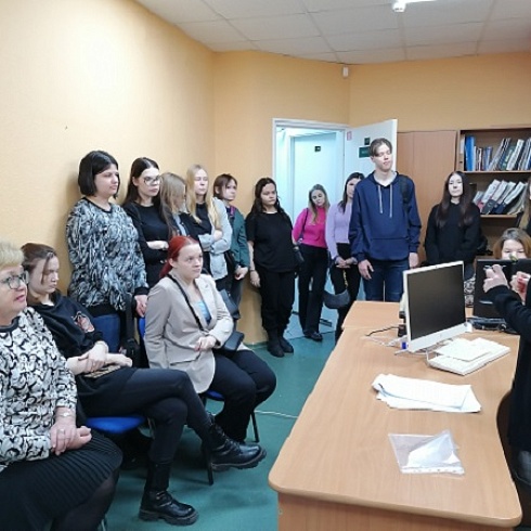 В ТПП Коми будущим экспертам-товароведам рассказали как на практике проводятся экспертизы 