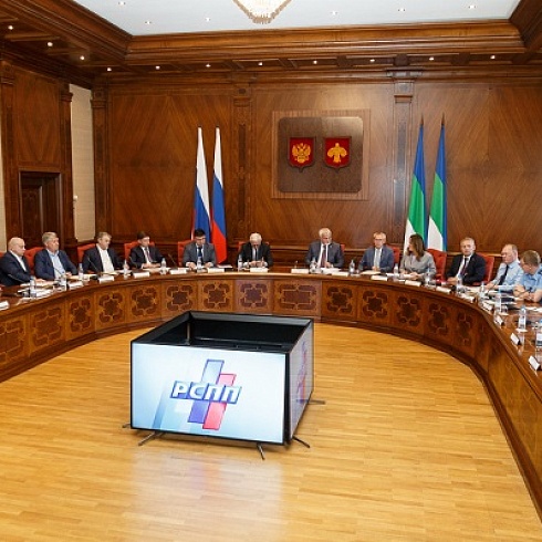 Юрий Колмаков принял участие во встрече бизнес-сообщества Коми с Президентом Российского союза промышленников и предпринимателей Александром Шохиным