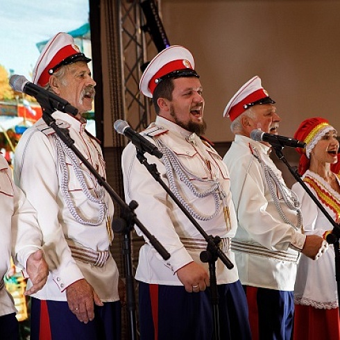 Выставка «Достояние Севера-2022» представила 191 участника и 350 артистов на площади в  10 тысяч квадратных метров