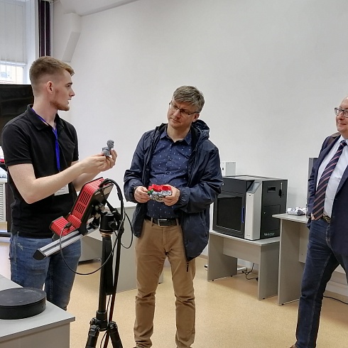 В Сыктывкарском политехническом техникуме состоялось заседание комитета ТПП Коми по предпринимательству в лесопромышленном комплекс 