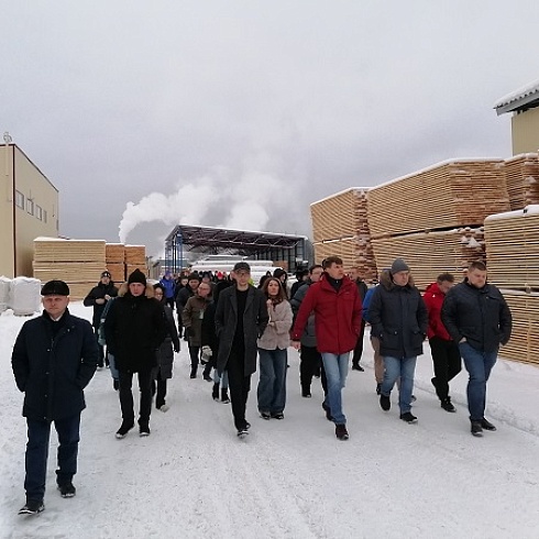 Участники бизнес-форума «Биотопливо России» посетили пеллетную котельную в селе Ыб Сыктывдинского района и побывали на биотопливных производствах в Сыктывкаре и Сысольском районе
