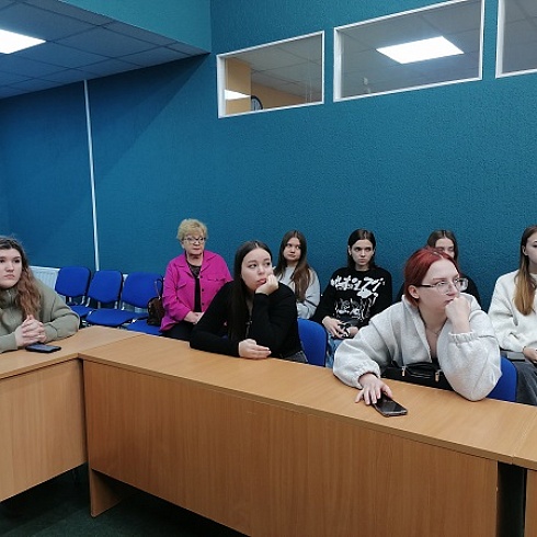 В ТПП Коми прошло практическое занятие по экспертизе для студентов торгово-экономического колледжа