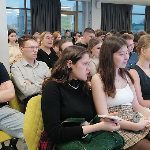 Предприниматели Коми, Башкирии, Карелии и Якутии рассказали студентам вузов и сузов Сыктывкара как зарабатывать на этнобизнесе