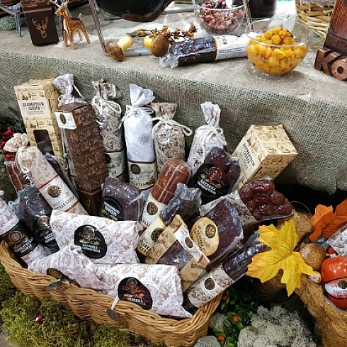 Президент ТПП Коми и предсдеатель Воркутинского кооператива "Оленевод" провели деловую встречу в тундре