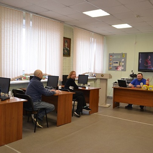 В учебно-деловом центре ТПП Коми успешно завершился курс по пожарной безопасности