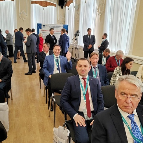 Юрий Колмаков  участвует в работе Международного форума торгово-промышленных палат в Казани
