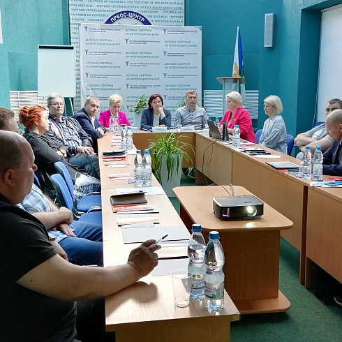 Состоялась деловая встреча с представителями автосервисов