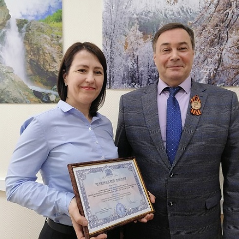 Руководитель регионального отделения РЭО Татьяна Плато, президент ТПП Коми Юрий Колмаков