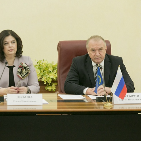 ТПП Коми приняла участие в ВКС ТПП РФ о начале конкурсного отбора в проекты для семейных компаний
