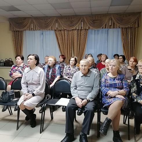 ПСБ и ТПП Коми провели урок финансовой грамотности для старшего поколения
