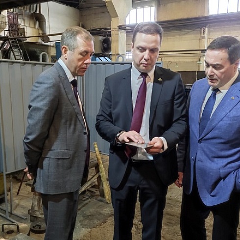 Юрий Колмаков принял участие в мероприятиях в честь 40-летия Ухтинского экспериментально-механического завода