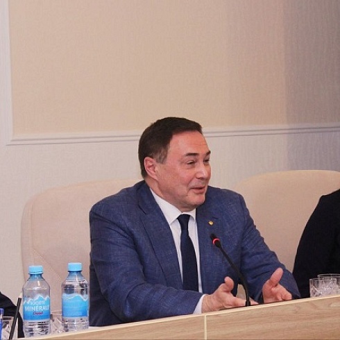 В Сыктывкаре обсудили влияние денежно-кредитной политики Банка России на экономику региона