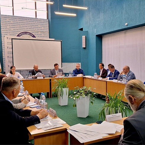 На площадке ТПП Республики Коми прошла Межведомственная рабочая встреча по проблематике внедрения рыночных механизмов электрообеспечения в Республике Коми