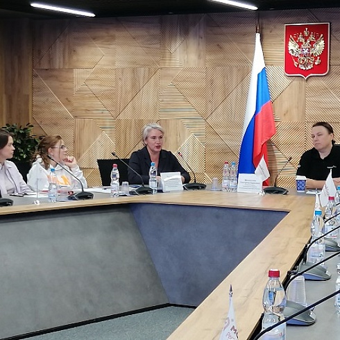 В центре «Мой бизнес» Коми рестораторы, отельеры и туроператоры обсуждают продвижение региональной кухни 