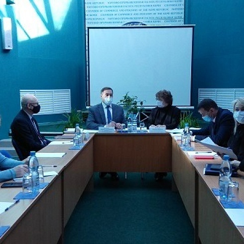 Руководство Роспотребнадзора по Коми встретилось с представителями бизнеса на площадке республиканской ТПП