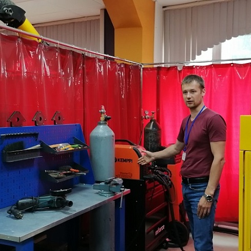 Сыктывкарский политехнический техникум и лесопромышленные предприятия обсудили подготовку кадров для отрасли