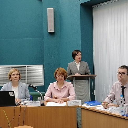 На площадке ТПП Коми налоговики ответили на вопросы бизнеса о переходе на единый налоговый счет