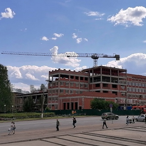 Члены Попечительского совета Сыктывкарского госуниверситета посетили строительную площадку нового корпуса