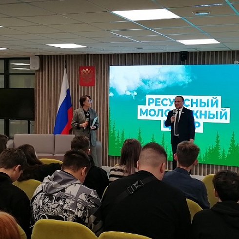 Предприниматели Коми, Башкирии, Карелии и Якутии рассказали студентам вузов и сузов Сыктывкара как зарабатывать на этнобизнесе